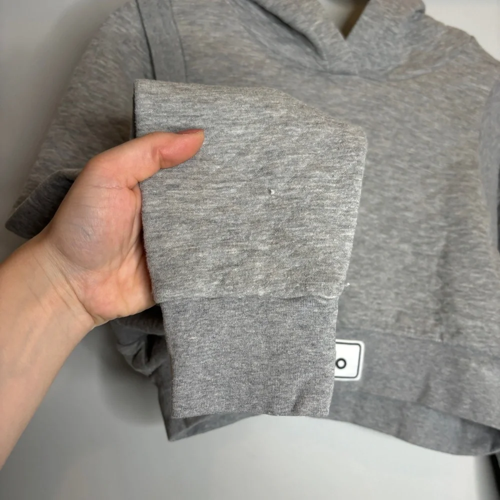 Alo Quilted Cropped Arena Hoodie Heather Grey SMALL